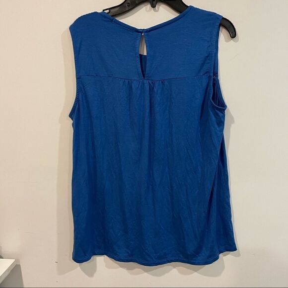 New Gibson Women Blue Sleeveless Top fit XS-S Embroidered Floral Print - Picture 2 of 6